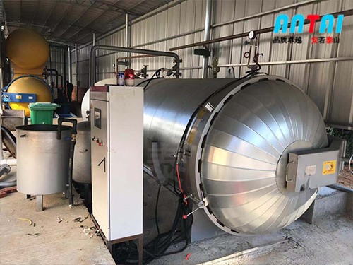 河南木材蒸煮罐現(xiàn)場(chǎng)