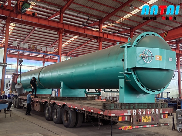 木材浸漬罐設備發(fā)貨裝車