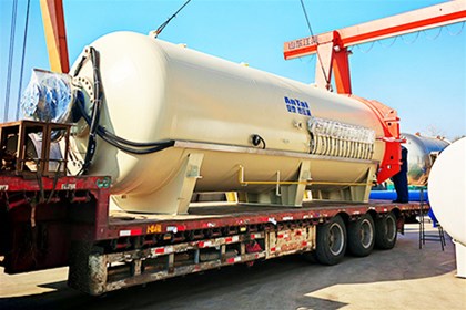 小型實驗室熱壓罐備貨發(fā)貨中